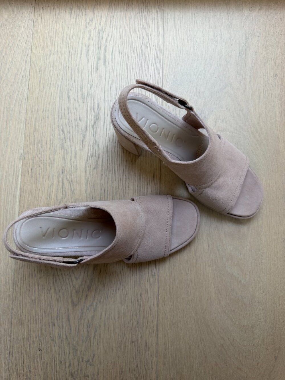 Vionic Block Heels - Picture 2 of 4